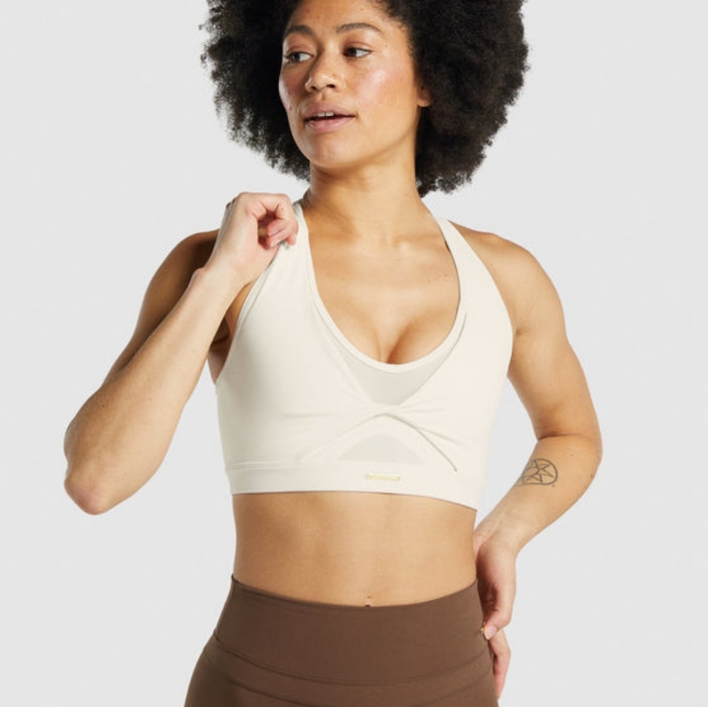 NWOT M Gymshark Whitney Mesh Sports Bra
